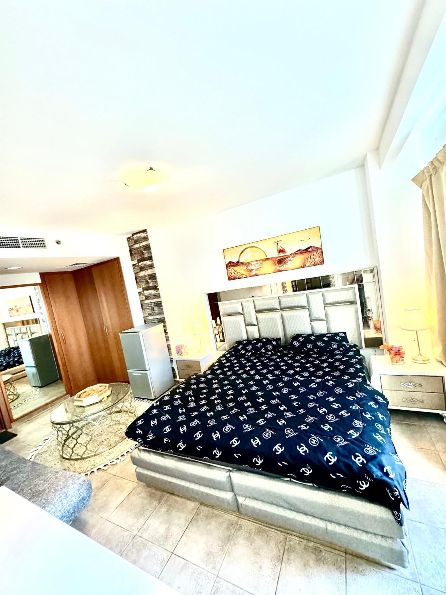 Travelers Backpackers Apartment Dubai Luaran gambar