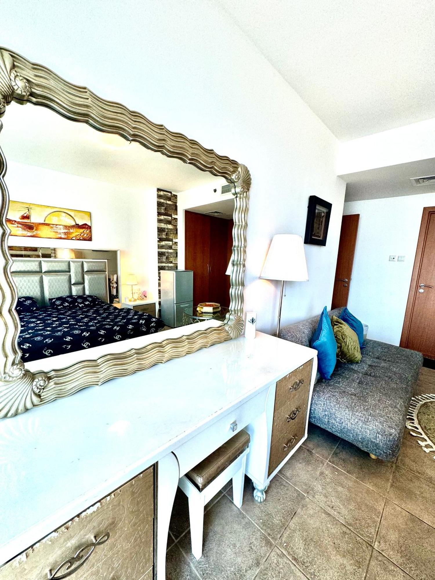 Travelers Backpackers Apartment Dubai Luaran gambar