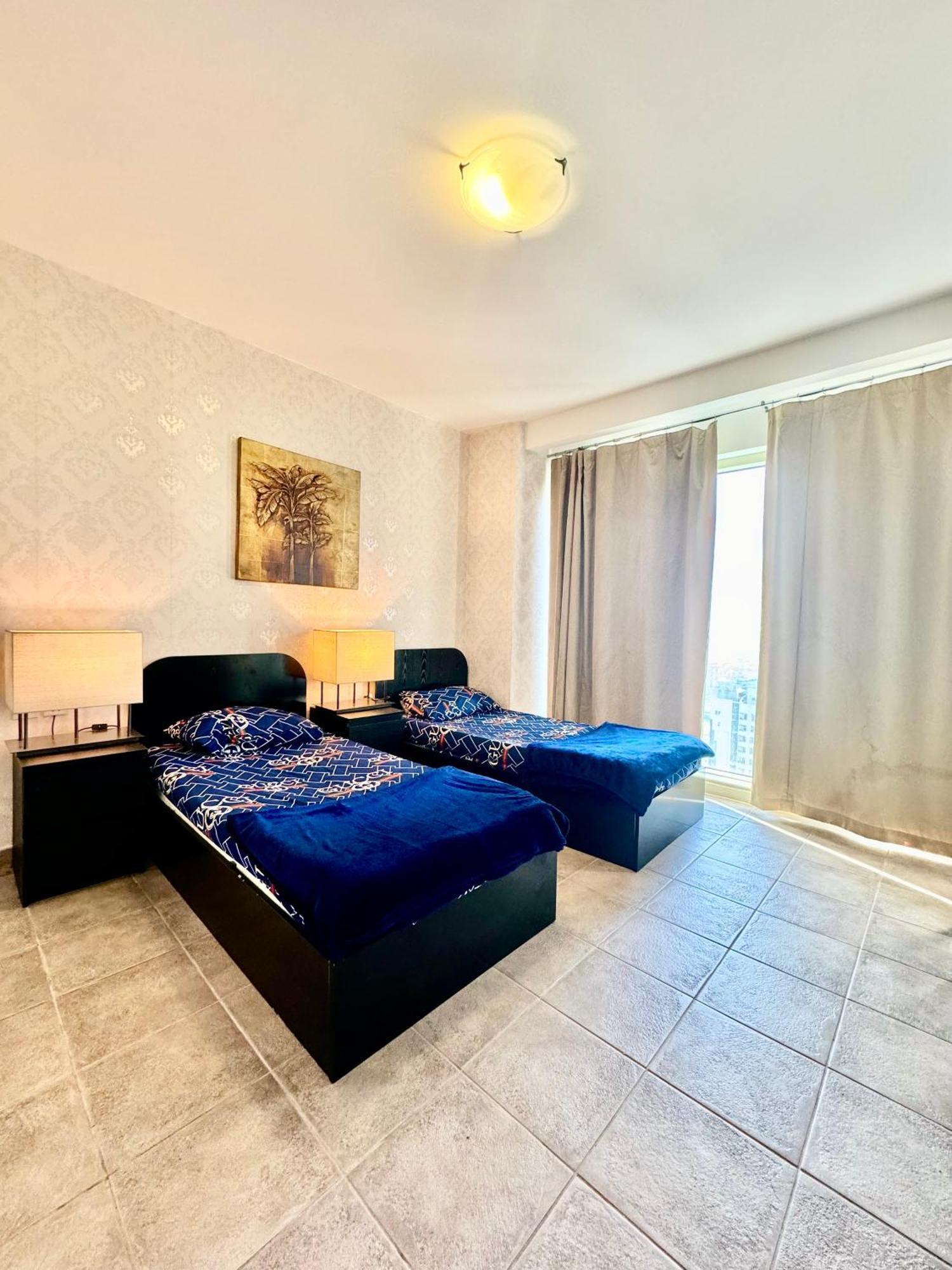 Travelers Backpackers Apartment Dubai Luaran gambar
