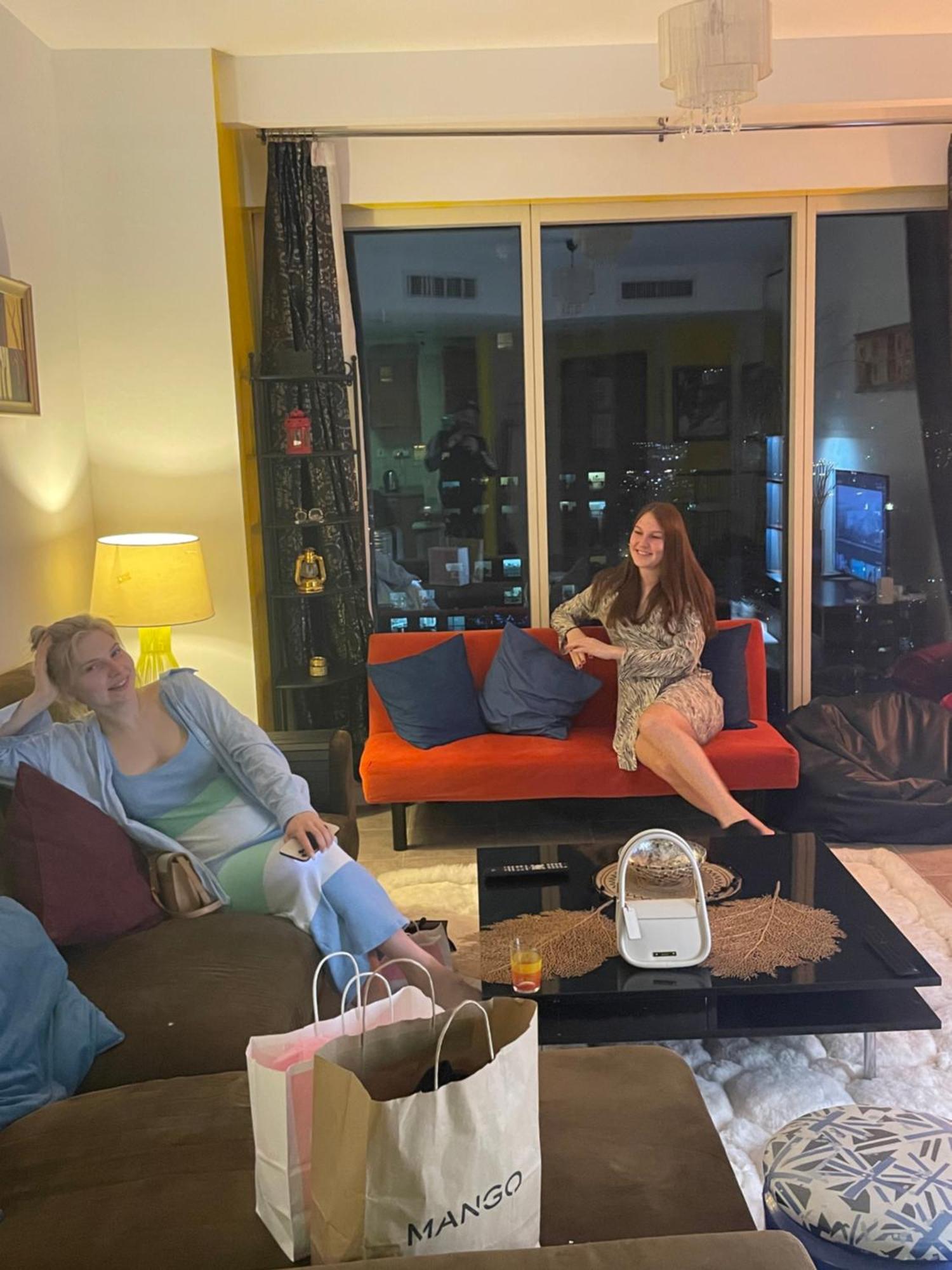 Travelers Backpackers Apartment Dubai Luaran gambar