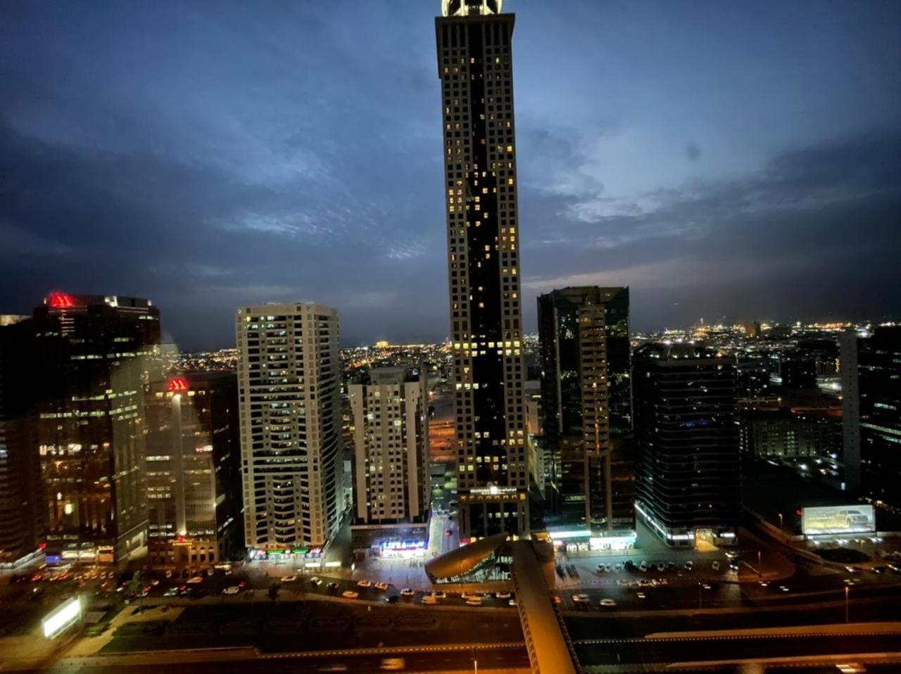 Travelers Backpackers Apartment Dubai Luaran gambar