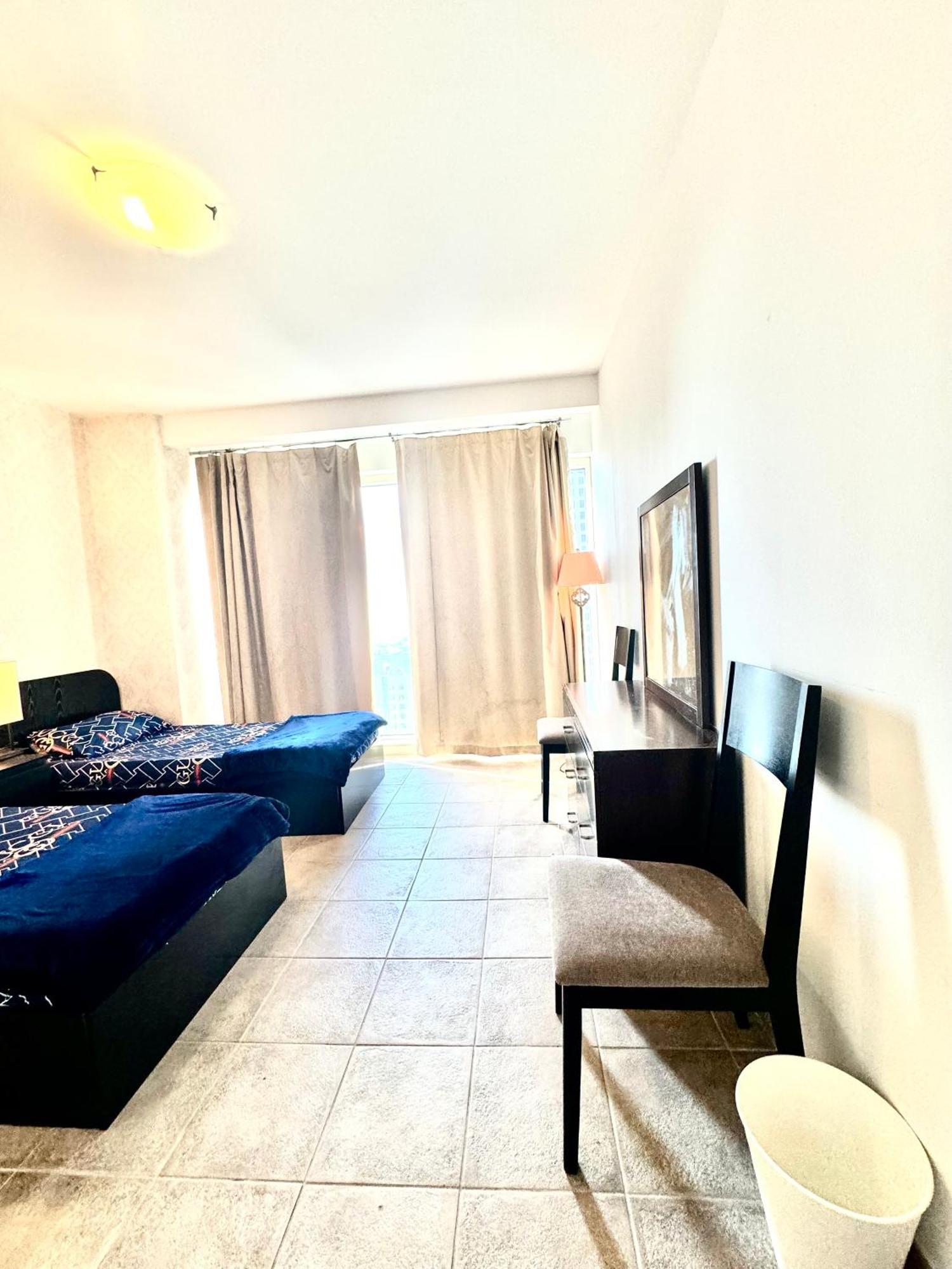 Travelers Backpackers Apartment Dubai Luaran gambar