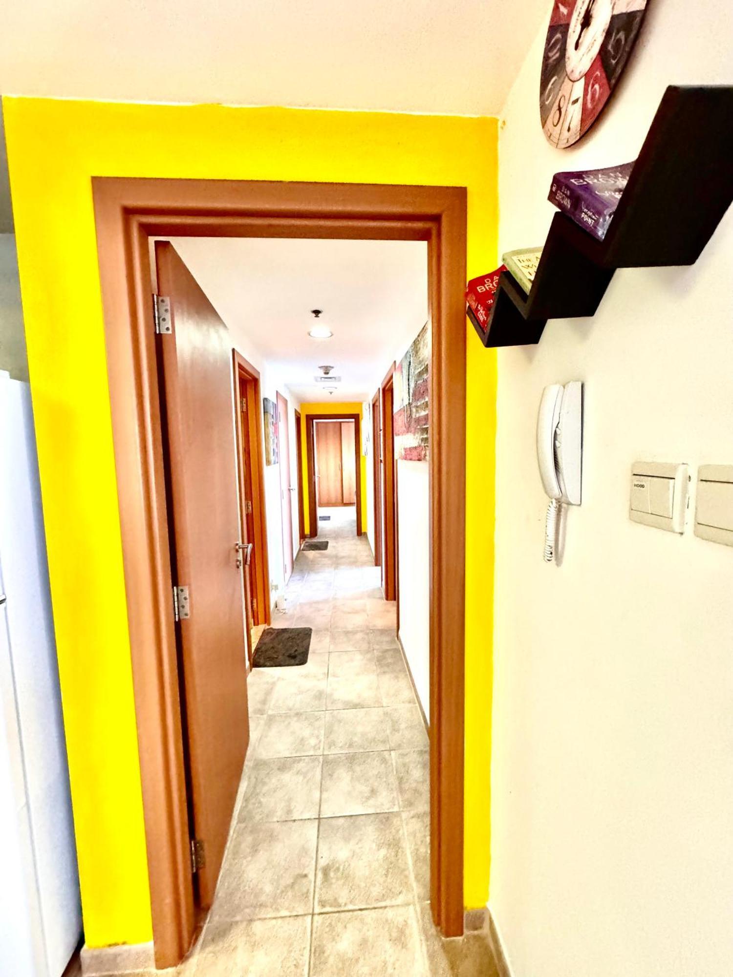 Travelers Backpackers Apartment Dubai Luaran gambar
