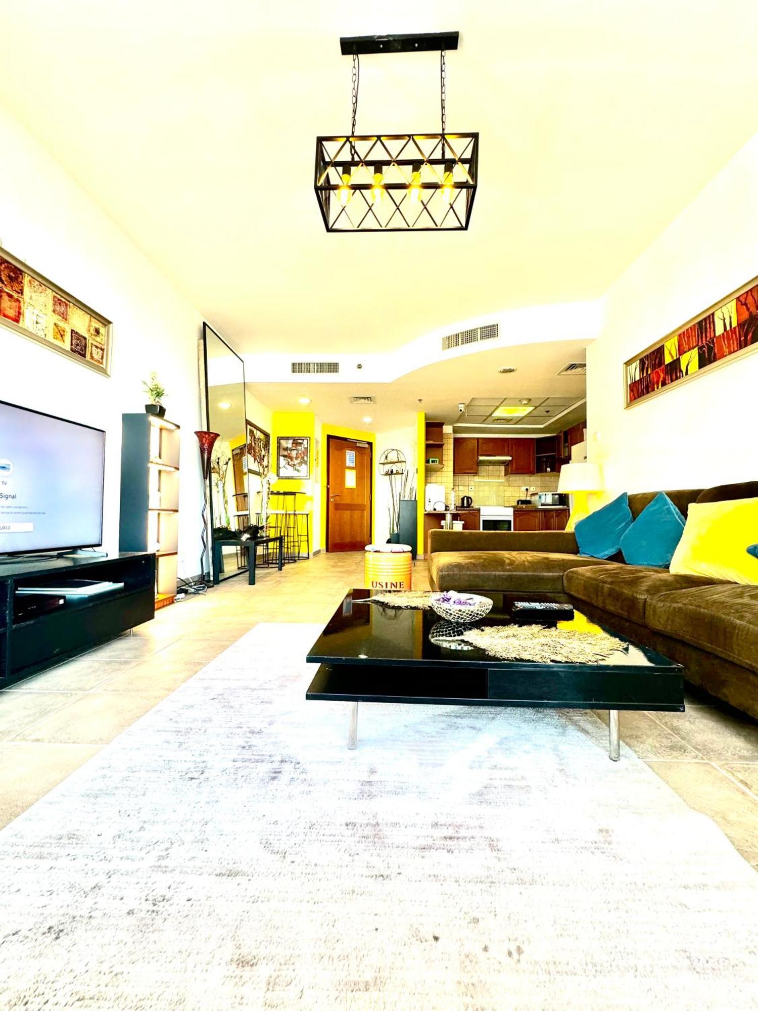 Travelers Backpackers Apartment Dubai Luaran gambar